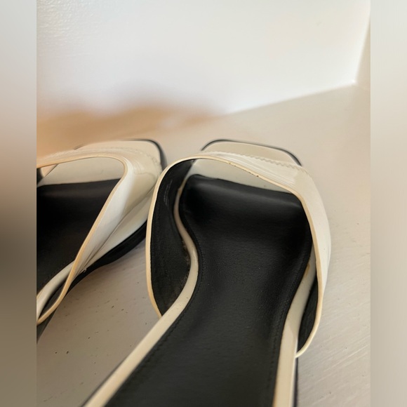 UO White Square Toe Kitten Heel 10US Womens - Picture 4 of 7